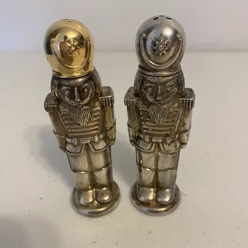 Vtg Silver Treasures by Godinger Christmas Nutcrackers Salt Pepper Shakers 1994
